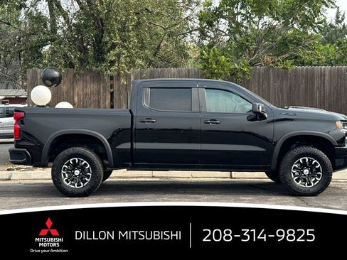 Used 2023 Chevrolet Silverado 1500 ZR2 w/ Technology Package AWD/4WD image 3