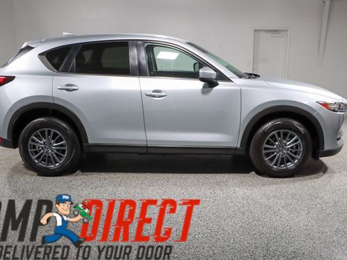 Used 2021 MAZDA CX-5 Touring FWD image 6