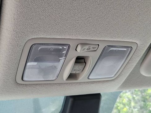 New 2026 Hyundai Venue SEL FWD image 19