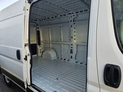 New 2026 RAM ProMaster 2500 FWD image 24