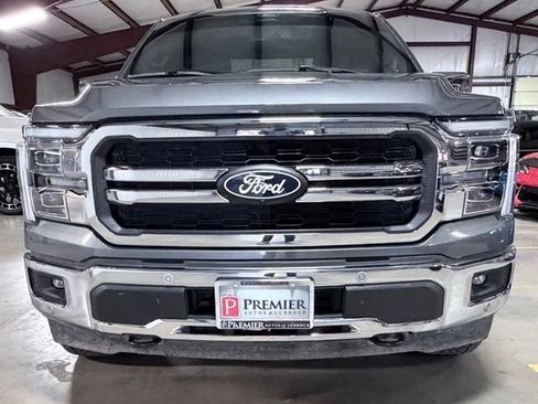 Used 2025 Ford F150 Lariat AWD/4WD image 8