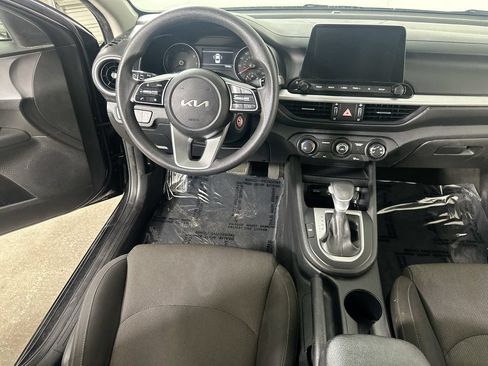 Used 2024 Kia Forte LXS FWD image 17