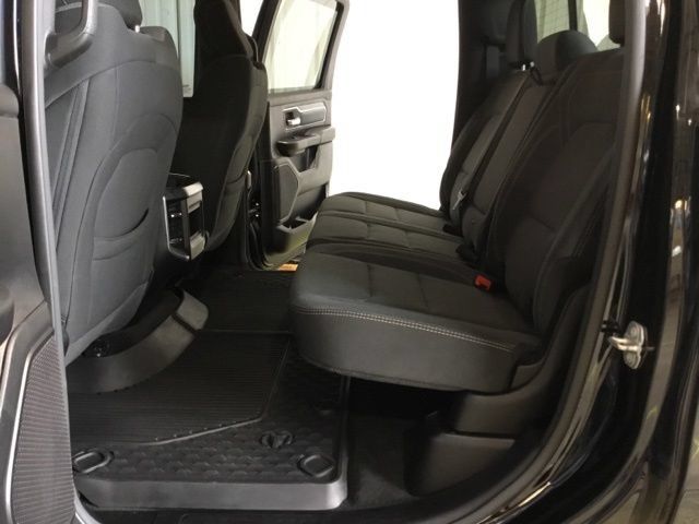 Used 2021 RAM 1500 Big Horn AWD/4WD image 32