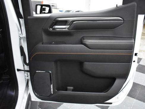 Used 2024 GMC Sierra 1500 AT4 w/ Technology Package image 35