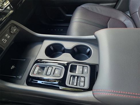 New 2025 Honda Pilot Black Edition image 23