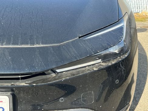 Used 2024 Toyota Prius LE image 11