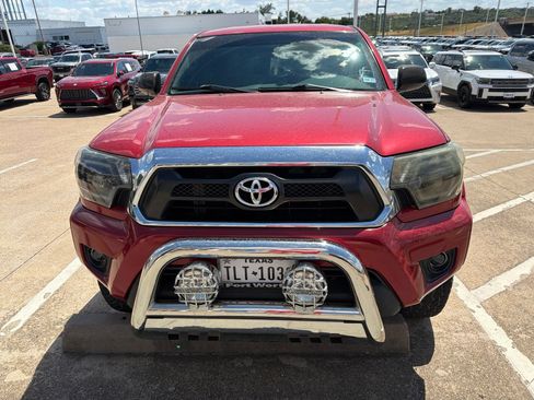 Used 2015 Toyota Tacoma 4x4 Double Cab w/ SR5 Package image 10