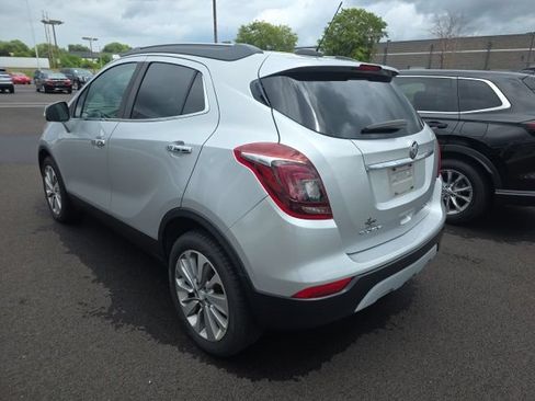 Used 2018 Buick Encore Preferred FWD image 2