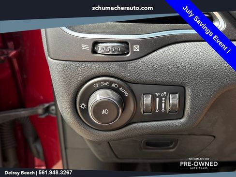 Used 2020 Jeep Cherokee Trailhawk w/ Cold Weather Group AWD/4WD image 33