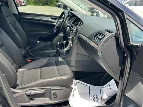 Used 2017 Volkswagen Golf Alltrack SE AWD/4WD image 48