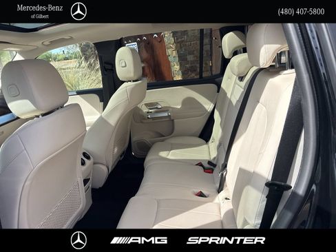 Used 2022 Mercedes-Benz GLB 250 image 20