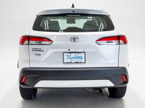Used 2024 Toyota Corolla Cross L FWD image 32