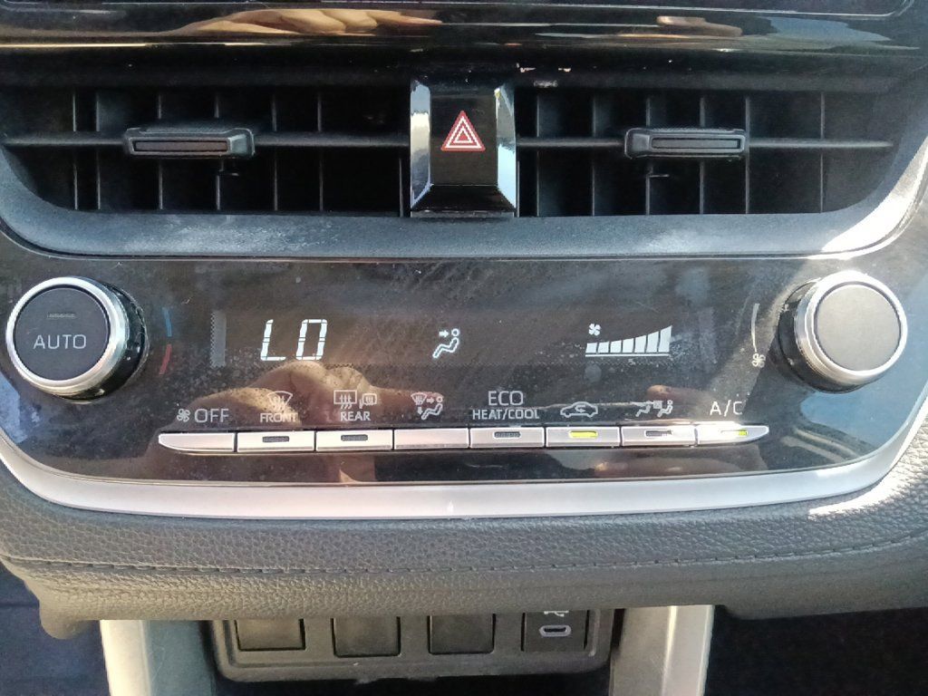 Used 2023 Toyota Corolla Cross LE FWD image 25
