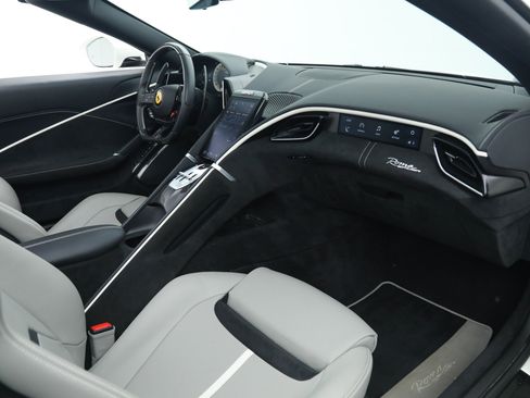 Certified 2024 Ferrari Roma Spider RWD image 21