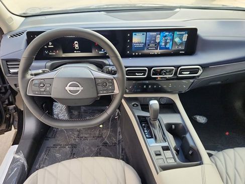 New 2026 Nissan Sentra SL w/ Floor Mat Package FWD image 9