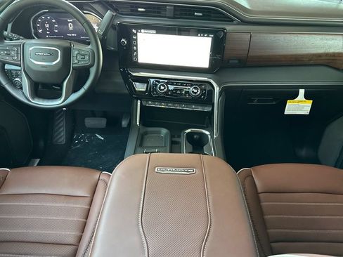 New 2026 GMC Sierra 2500 Denali Ultimate w/ Max Trailering Package AWD/4WD image 13