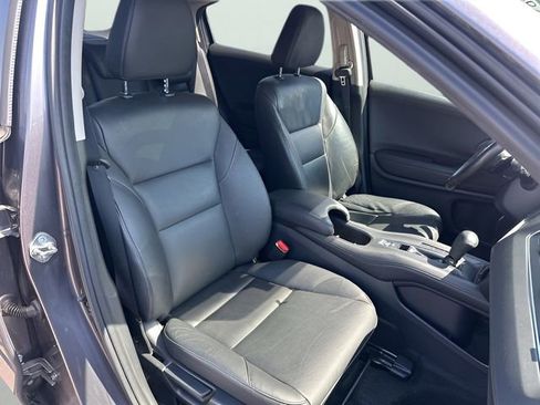 Used 2018 Honda HR-V EX-L image 12