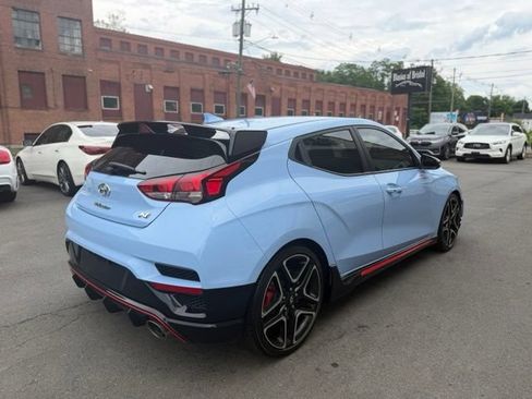Used 2022 Hyundai Veloster N FWD image 5