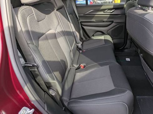 New 2026 Jeep Grand Cherokee Laredo AWD/4WD image 27