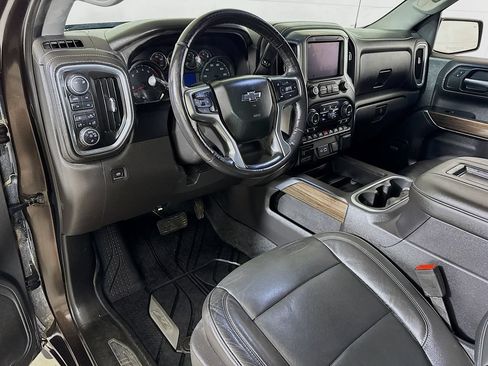 Certified 2019 Chevrolet Silverado 1500 LT Trail Boss AWD/4WD image 7