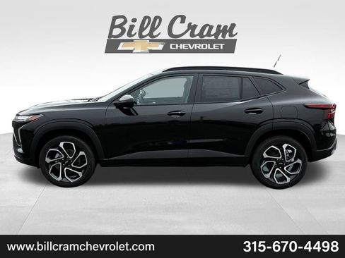 New 2026 Chevrolet Trax RS w/ Driver Confidence Package FWD image 39