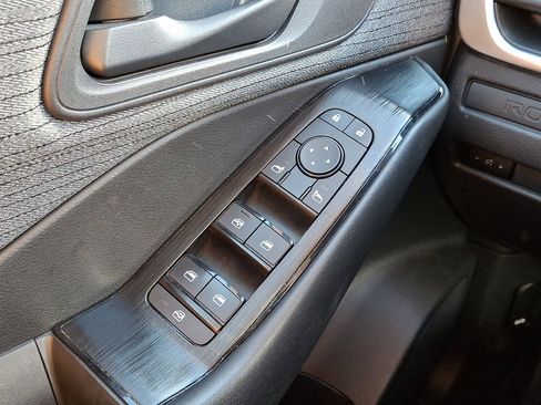 Certified 2023 Nissan Rogue S image 26