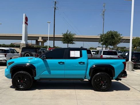 Used 2026 Toyota Tacoma TRD Pro AWD/4WD image 7