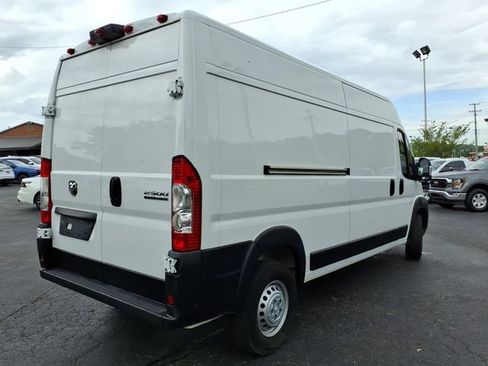 Used 2025 RAM ProMaster 2500 w/ Convenience Group FWD image 15