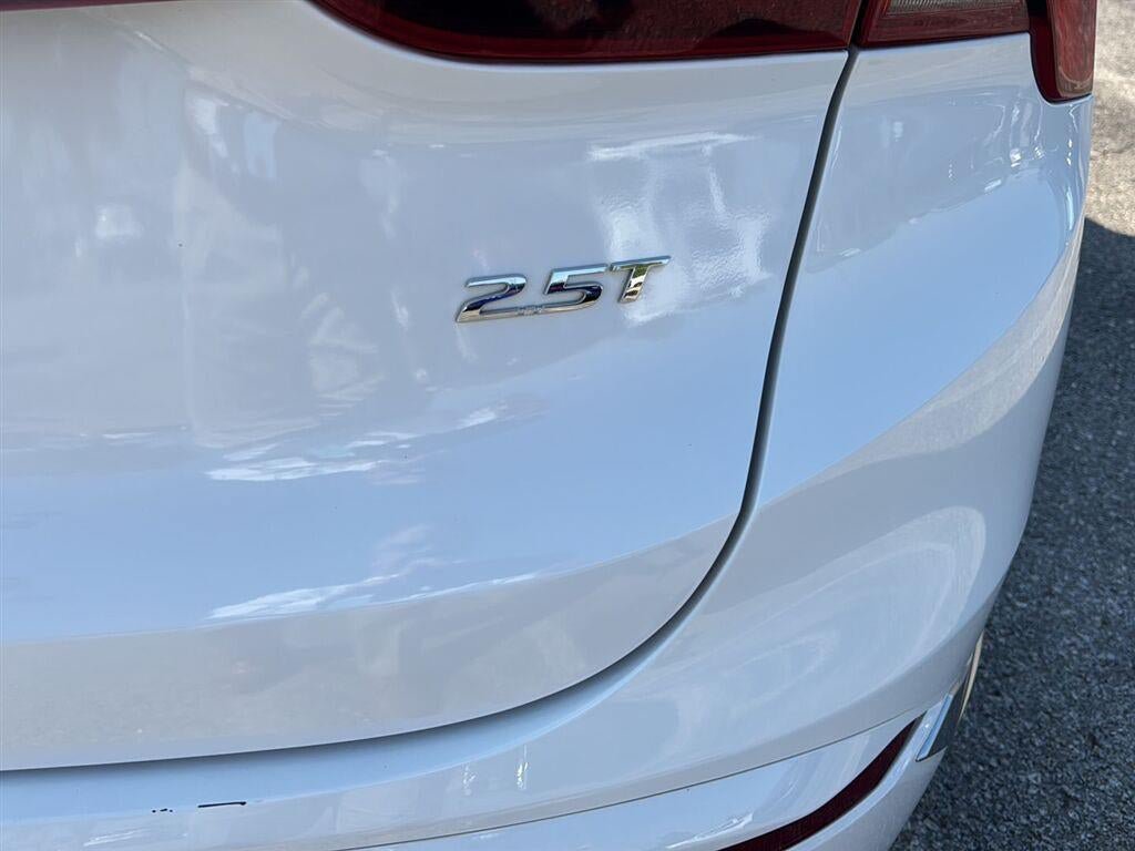 Used 2023 Hyundai Santa Fe Calligraphy FWD image 5