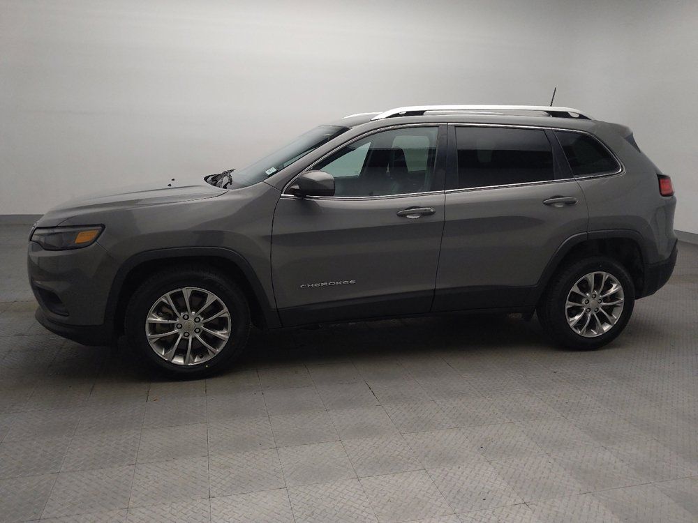Used 2020 Jeep Cherokee Latitude Plus FWD image 2