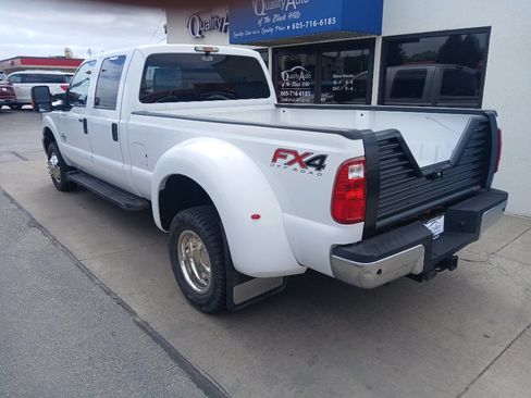 Used 2015 Ford F350 XLT w/ XLT Value Package AWD/4WD image 8