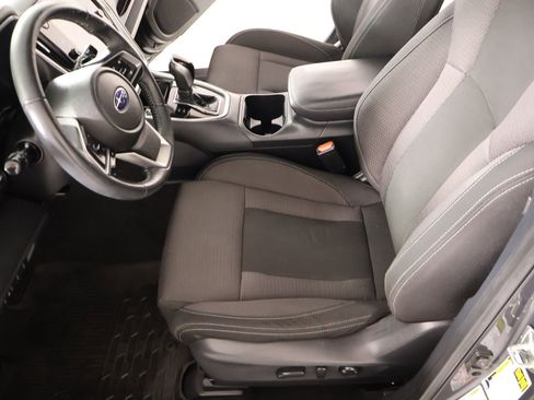 Used 2020 Subaru Outback Premium image 11