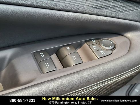 Used 2024 Chevrolet Blazer EV LT image 17