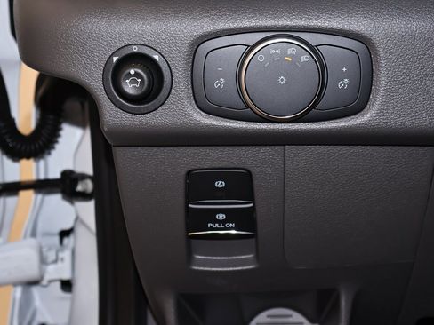 New 2026 Ford Transit 250 148 Medium Roof image 26