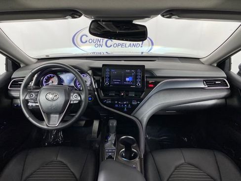 Certified 2023 Toyota Camry SE w/ Cold Weather Package AWD/4WD image 12
