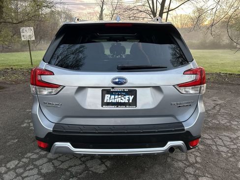 Certified 2023 Subaru Forester Touring AWD/4WD image 26
