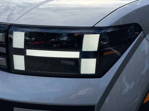 New 2026 Hyundai Santa Fe SE image 9