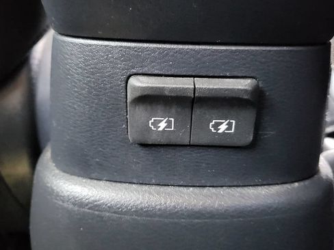 Used 2019 Nissan Kicks SV FWD image 26