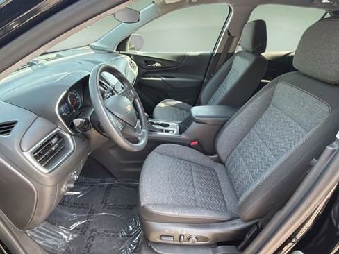 Used 2024 Chevrolet Equinox LT FWD image 18