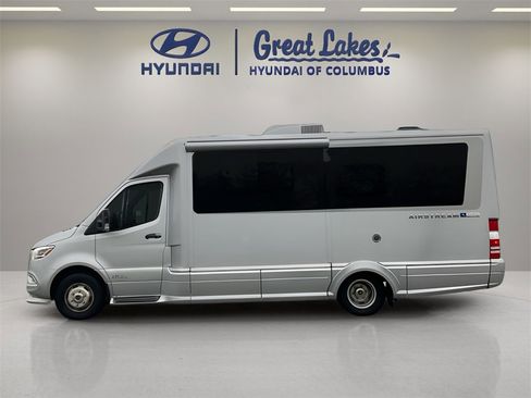 Used 2019 Mercedes-Benz Sprinter 170 image 2