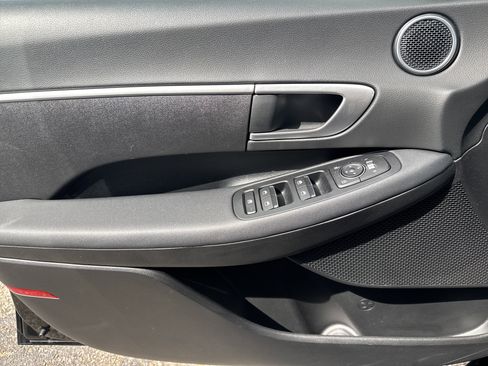 Certified 2026 Hyundai Sonata SE FWD image 9