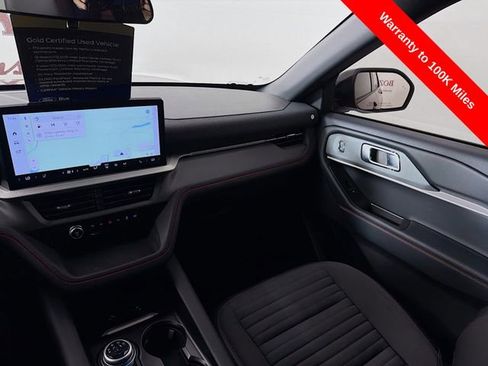 Certified 2025 Ford Explorer ST-Line RWD image 30
