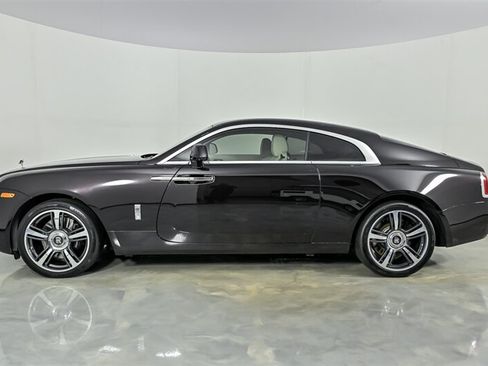 Used 2015 Rolls-Royce Wraith RWD image 5