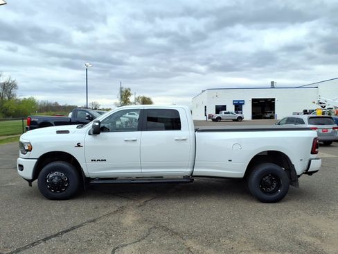 Used 2024 RAM 3500 Big Horn w/ Night Edition AWD/4WD image 2