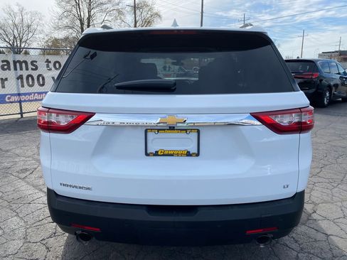 Used 2021 Chevrolet Traverse LT FWD image 3
