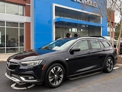 Used 2018 Buick Regal Essence w/ Driver Confidence Package #1