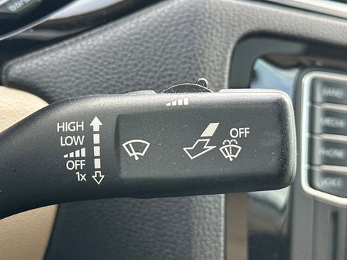 Used 2017 Volkswagen Jetta SEL image 36