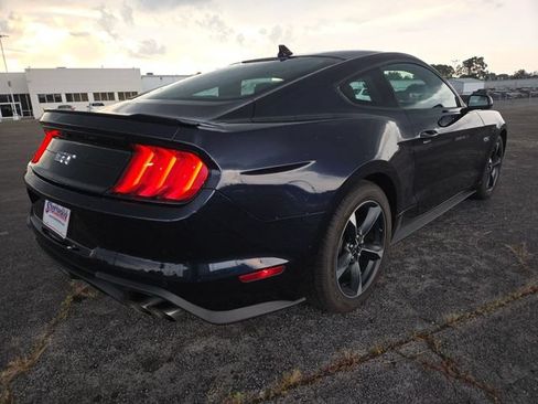 Used 2021 Ford Mustang GT RWD image 9