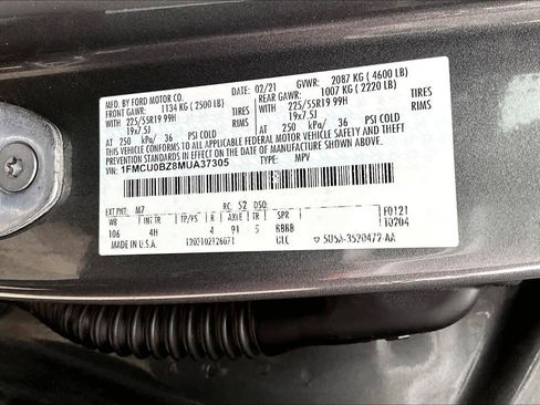 Used 2021 Ford Escape SE w/ SE Sport Appearance Package FWD image 34