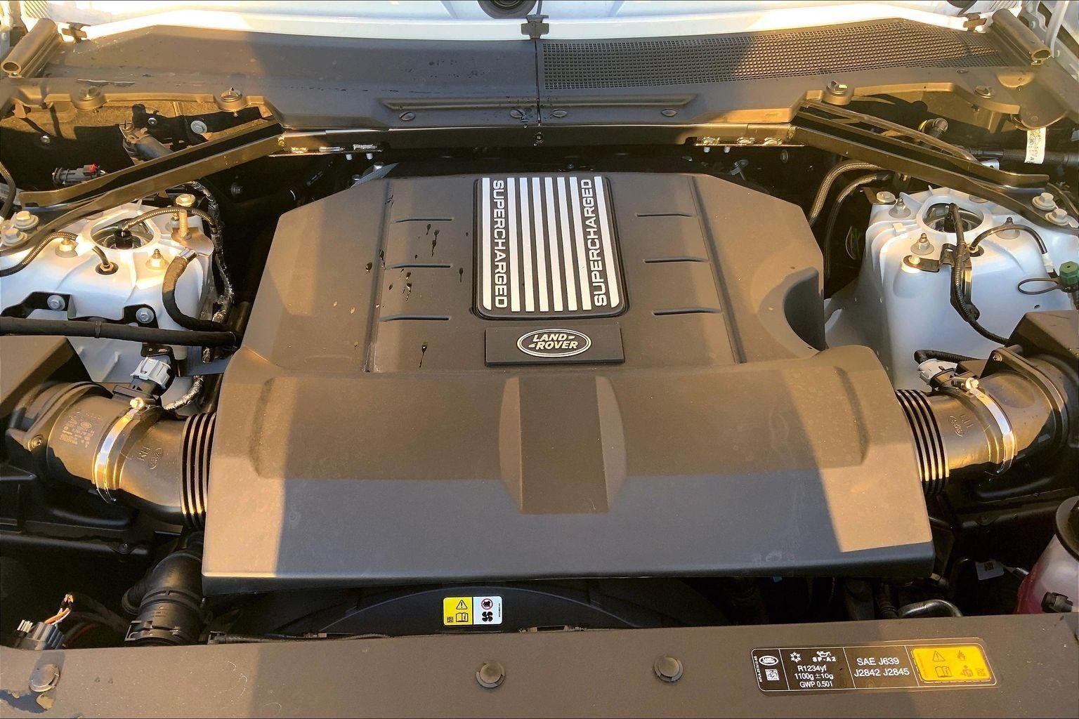 New 2026 Land Rover Defender 110 V8 AWD/4WD image 16